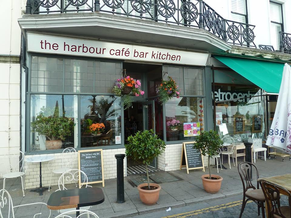 Beachview Guest House Accommodations マーゲイト エクステリア 写真