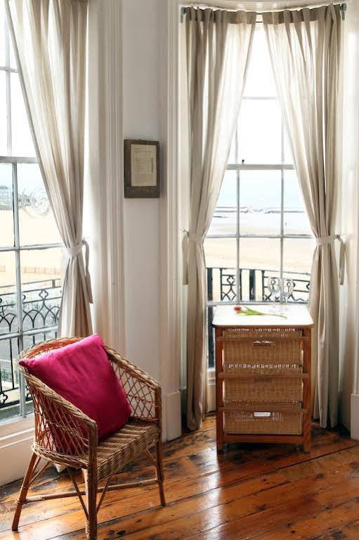 Beachview Guest House Accommodations マーゲイト エクステリア 写真